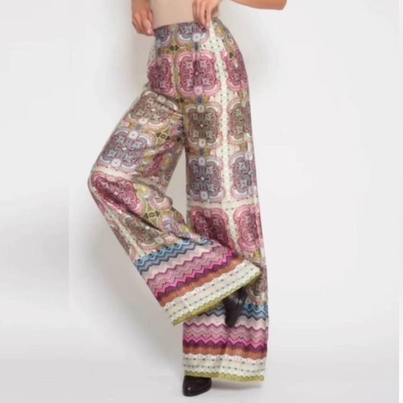 Ciebon Pant Satin wide leg- fully lined fits green red multi high waist NWT - Picture 1 of 16